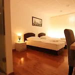 Rooms Xxl